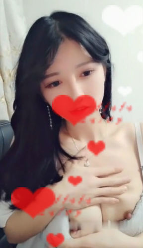 FC2-1226453 【ライブチャット】　超可愛い美人のディルドオナニー 配信！！！