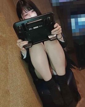 FC2-2629280 付属女子普通科③小悪魔優等生、これでお別れ…カラオケで悪戯・中出し※100本限定