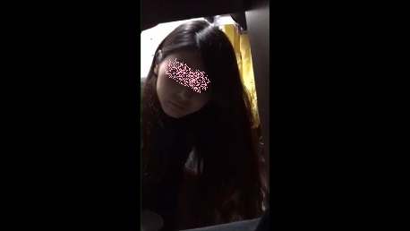 FC2-599621 レストランバイト女子大生風の着替え