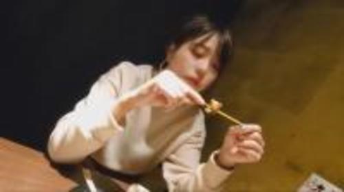 FC2-1226685 【顔出し・無修正】高身長171cm現役ハーフモデルに連続中出し(77分)