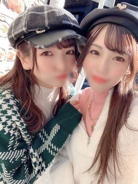 FC2-2710212 - 可愛すぎ！女子２人組に街頭インタビューナンパ！19才に「夜の事情」を聞いたら20人喰ってるド淫乱。連れ込み部屋で激震ピストンで連続絶頂しまくるエロエロ娘FREE JAV BT