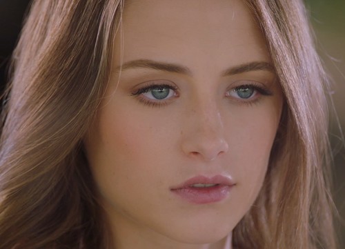 FC2-1166536 - 【特典高画質ファイル付き】【中出し陵辱編】海外最高級モデルSEX11　母親の不倫相手に恋してしまった美貌の令嬢が、脅して寝取ったあげくに中出しまでさせてしまう女の業の深さを高画質で見る至高のエロスFREE JAV BT