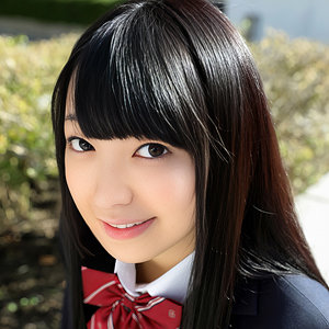 G-493 秋月 彩音
