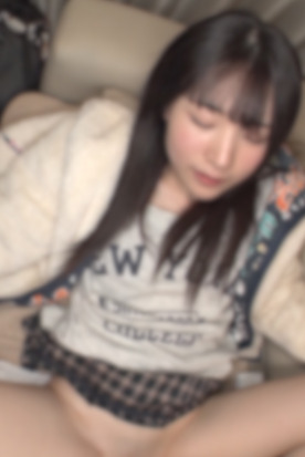 FC2-2715072 ※早期購入推奨【未●年との条例違反動画です。問題になったら全員共犯です。】