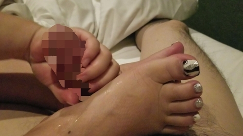 FC2-1025479 - 【無・個人撮影・手コキ＆フェラ＆パイ射】酔ったM女に搾り取られた！ 手コキ つま先 爪先 ネイル 逆手コキ フェラ 主観 おっぱい むっちり ぽっちゃり つばローション 唾液ローション 乳射 - JAV目錄大全javmenu.com