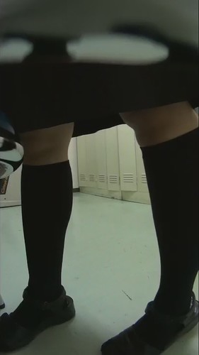 FC2-1188837 - 【更衣室】かわいい女の子のお着替え風　 - JAV目錄大全javmenu.com