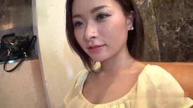 FC2-1423514 - 銀座の某有名クラブで働く２５歳のエロセクシー美女をハメ撮り - JAV目錄大全javmenu.com