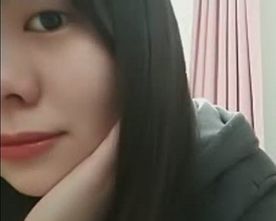 FC2-1400206 - めちゃかわ女子まさかの潮吹きFREE JAV BT