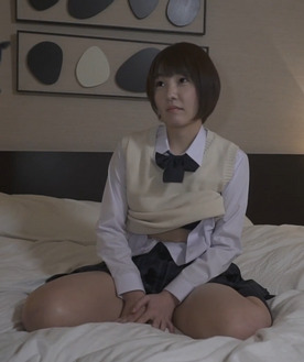 FC2-2370834 - 初撮り【県立普通科】今年18歳現役無垢な色白少女。制服で子作り中出し。家庭の事情により助けました。 - JAV目錄大全javmenu.com