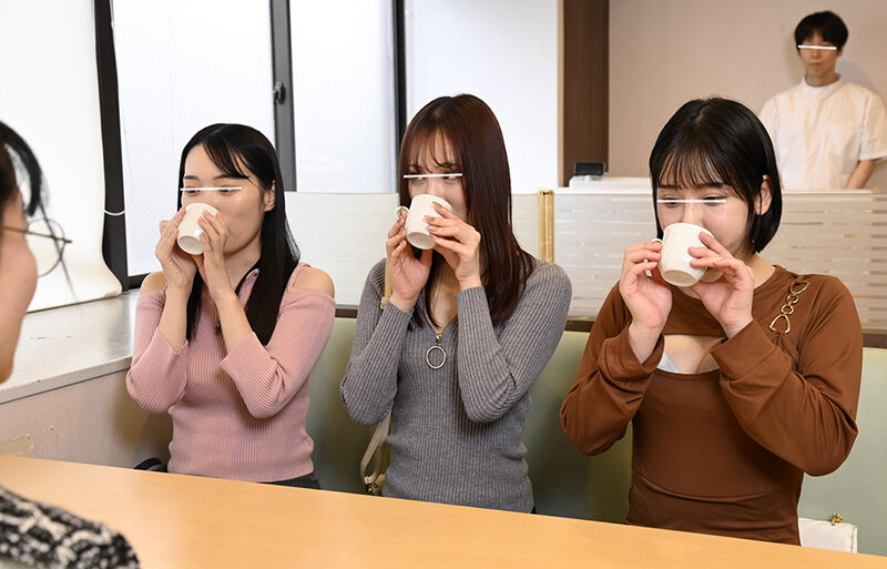 人妻がお漏らしするぐらいドハマりする！性感（マル秘）オイルマッサージ