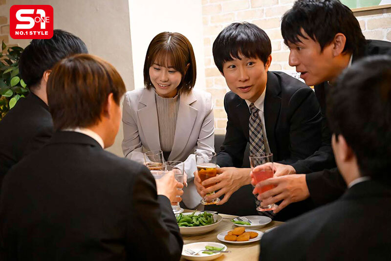 酔うと100％記憶失くす職場の後輩を毎日飲みに誘い、オナホ扱いブチ込み放題！でも翌日はケロッと平気な可愛い女ww 及川美桜 （BOD）