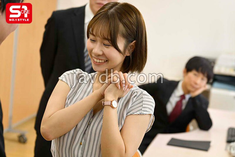 酔うと100％記憶失くす職場の後輩を毎日飲みに誘い、オナホ扱いブチ込み放題！でも翌日はケロッと平気な可愛い女ww 及川美桜 （BOD）