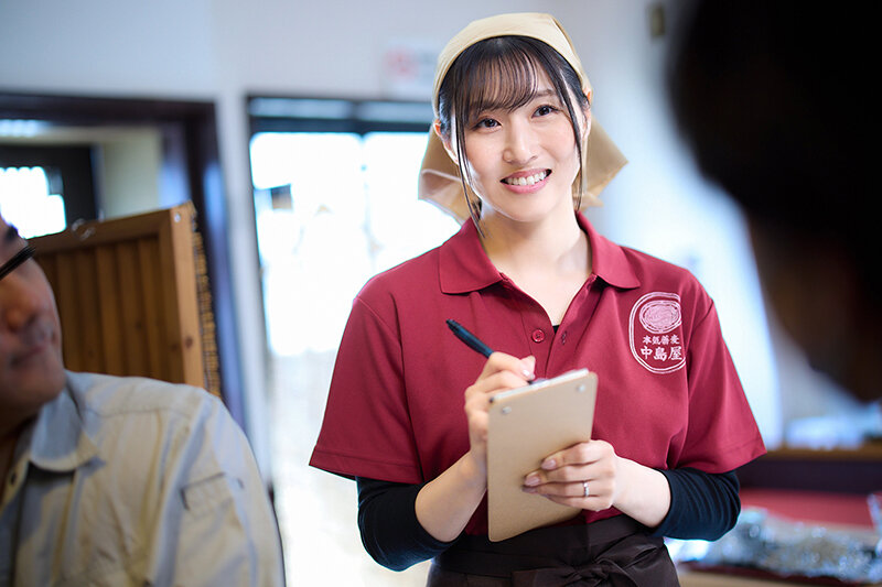 マチアプで出会ったヤリマンおばさんは僕の行きつけ蕎麦屋で働く普通の主婦だった。