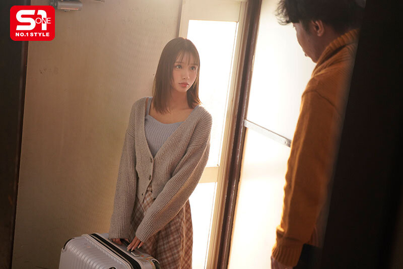 【FANZA限定】年末年始、古い学生寮で女学生とおじさん管理人が2人きり…禁断シチュに欲情した中年ち●ぽと寂しさ埋めたい若い少女おま●こは相性良すぎて合体し続けた。 兒玉七海 生写真3枚セット