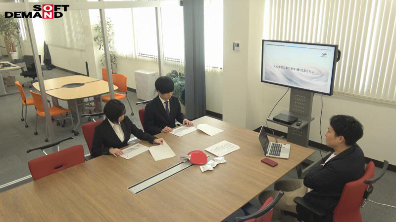 大手ゴム用品メーカー社員の業務グループセックスの記録。
