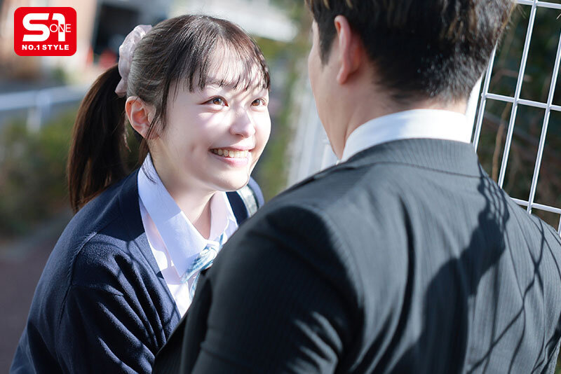 【FANZA限定】脱ぎかけでぐいぐい誘惑してくる20歳年下の無邪気な教え子 白花にあ 生写真3枚セット