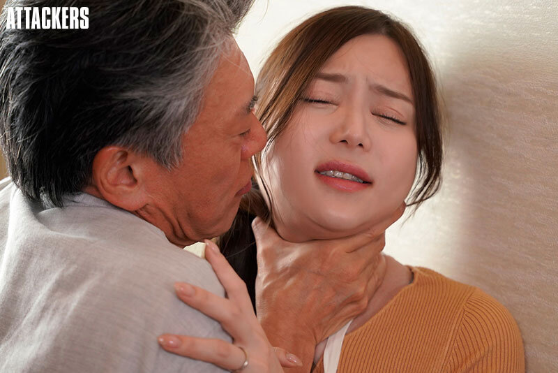 介護疲れで義父を罵っていた毒嫁が返り討ち首絞め中出しレ●プ堕ち