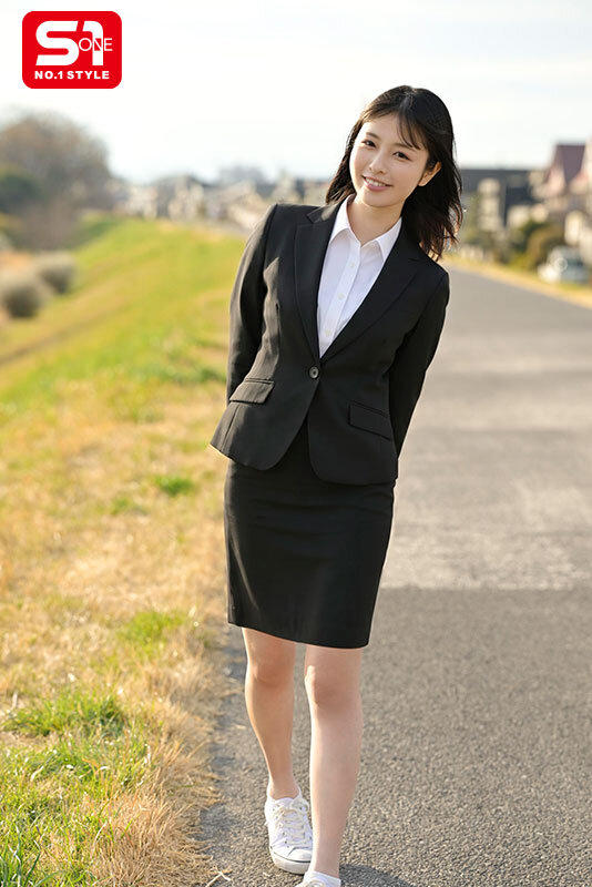 私の知らないエッチ、研修を受けさせてください！‘新卒’AV女優の職業初体験3本番人生初めて尽くしで、めちゃイキまくりSpecial 星空ねる